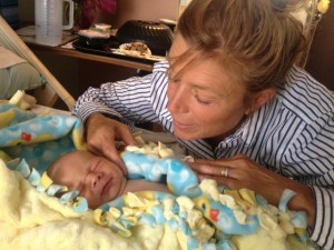Grandma & Lincoln_2days old